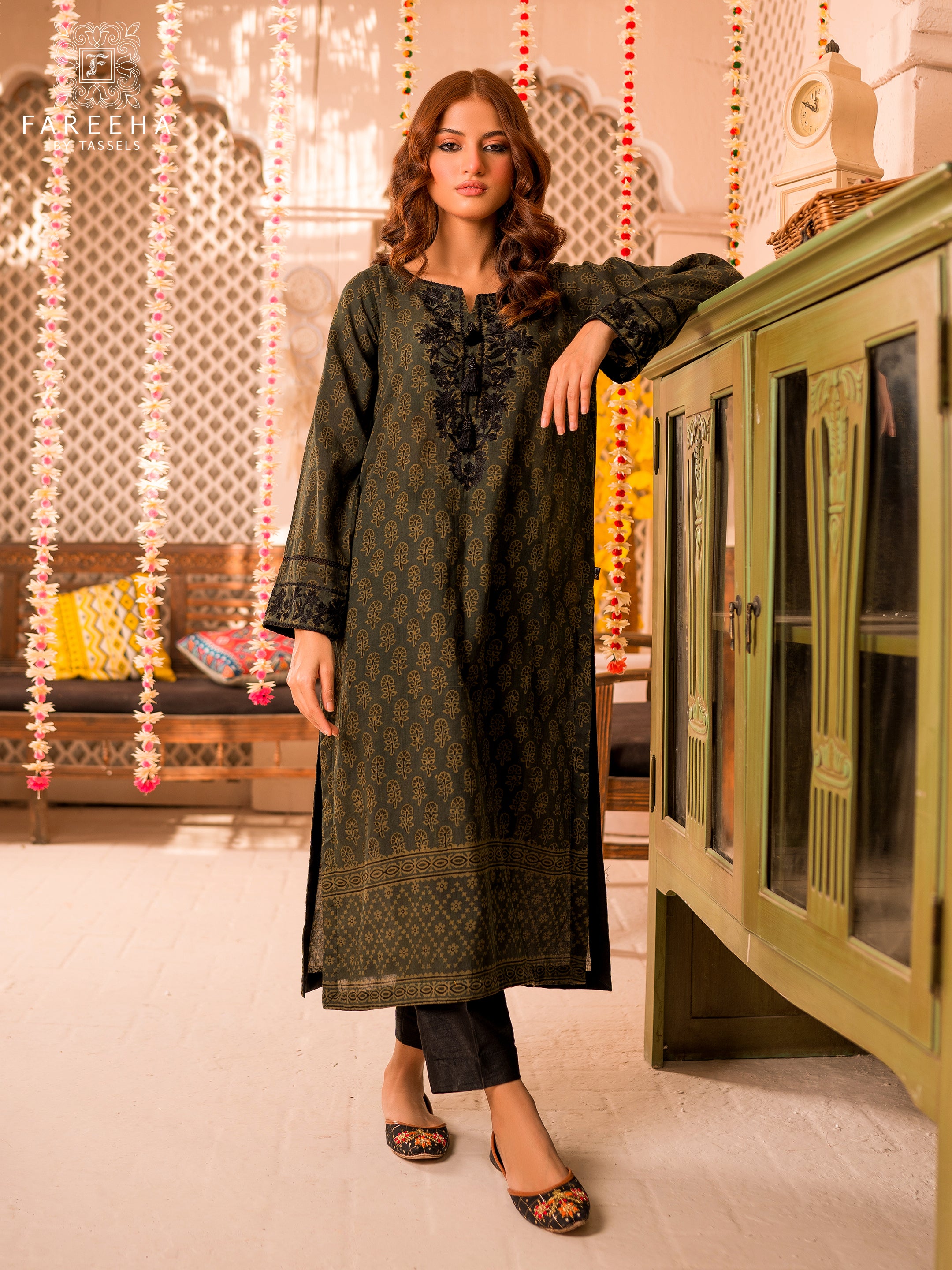 Fareeha By Tassels Embroidered Stitched 2 Piece Suit Modina - Emerald - Pret Wear