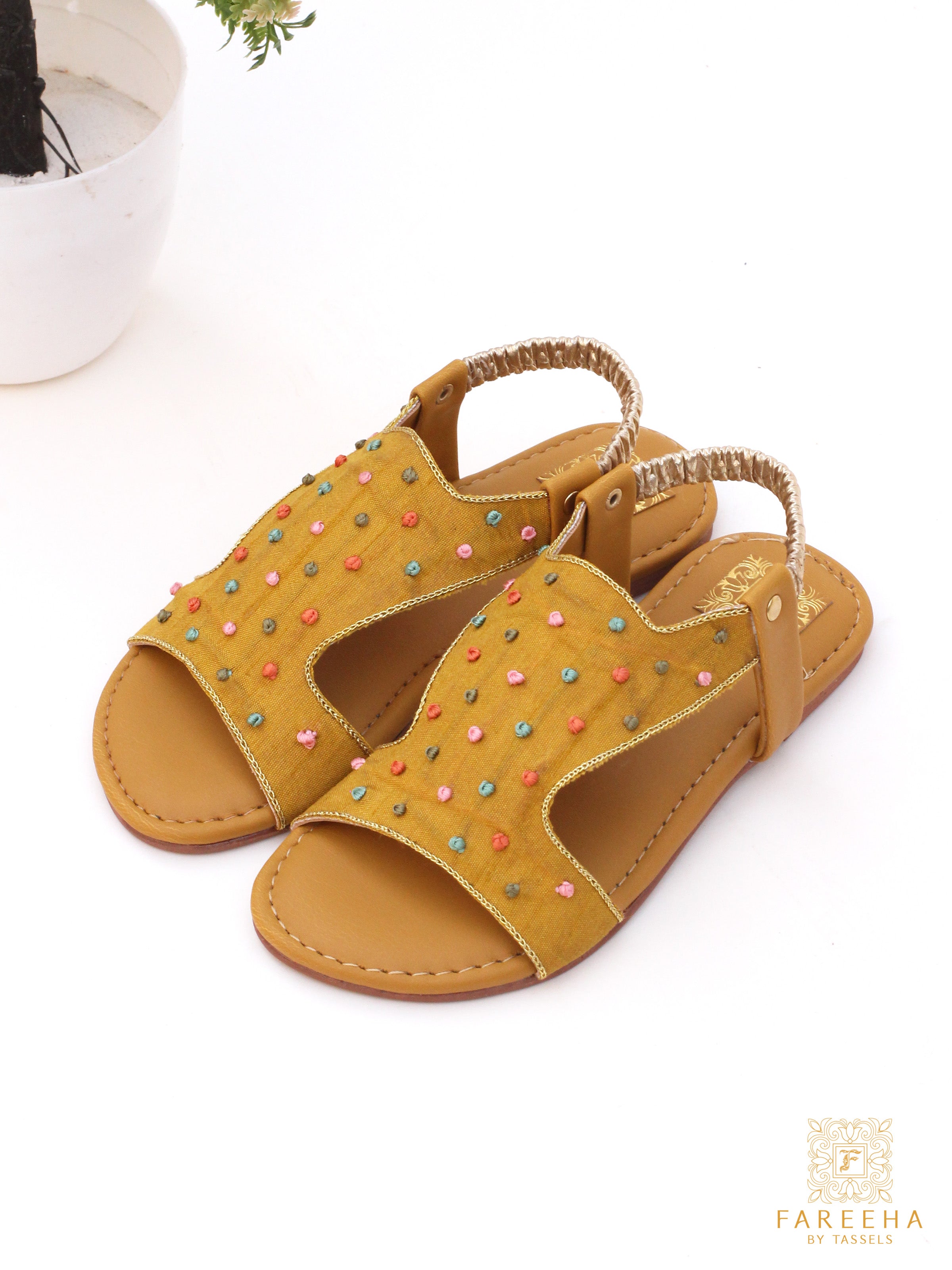 Kolhapuri chappal store for baby girl